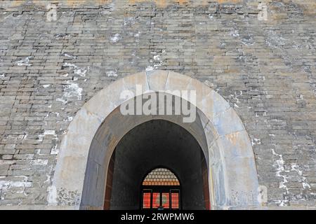 Entrée au mausolée impérial de la dynastie Qing, le mausolée oriental de la dynastie Qing Banque D'Images