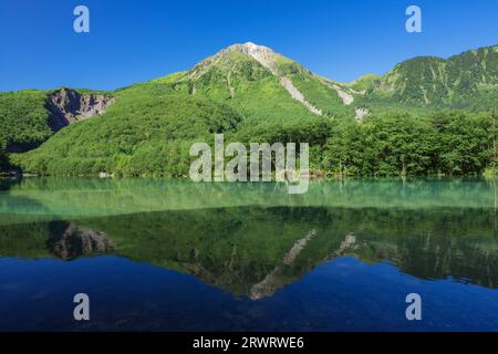 Yake-dake au début de l'automne à Kamikochi Banque D'Images