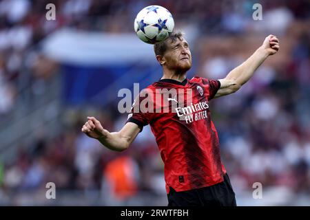 Tommaso Pobega de l'AC Milan en action lors du match de football de l'UEFA Champions League entre l'AC Milan et le Newcastle United FC au Stadio Giuseppe Meazza le 19 septembre 2023 à Milan, Italie. Banque D'Images