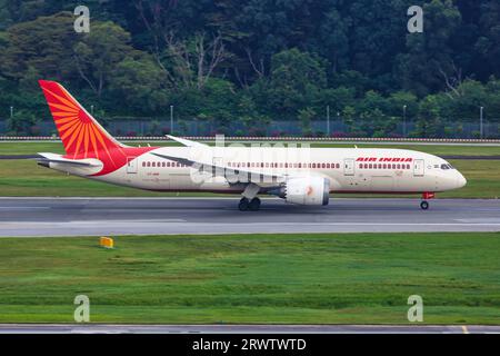 Changi, Singapour - 3 février 2023 : Boeing 787-8 Dreamliner d'Air India à l'aéroport de Changi à Singapour. Banque D'Images