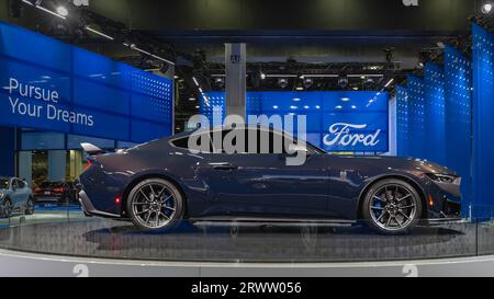 DETROIT, MI/États-Unis - 13 SEPTEMBRE 2023 : une Ford Mustang Dark Horse 2024, North American International Detroit Auto Show (NAIAS). Banque D'Images
