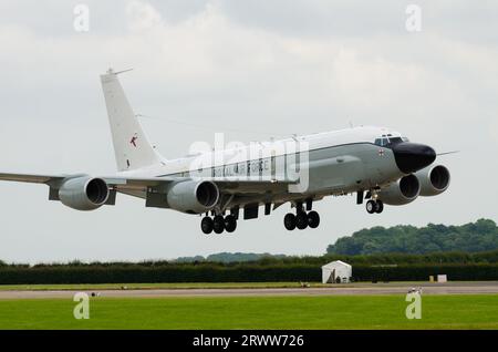 RAF Boeing RC-135W Rivet joint / Airseeker, grand avion de surveillance électronique tout temps basé sur la cellule C-135 en service dans la Royal Air Force Banque D'Images