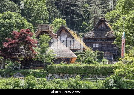 Hida no sato Gassho-zukuri vieux paysage minka Banque D'Images