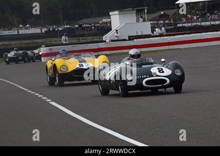 John Clark, Barry Cannell, Cooper-Climax T39 Bobtail, James Cottingham, Alasdair McCaig, Ferrari 500 TRC, couru alors que le soleil commençait à se coucher dans la soirée, Banque D'Images