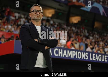 Séville, Espagne. 20 septembre 2023. Franck Haise, entraîneur du RC Lens, a joué au stade Ramon Sanchez Pizjuan le 20 septembre 2023 à Séville en Espagne lors du match de la Ligue des Champions UEFA, groupe B, entre le Sevilla FC et le RC Lens. (Photo Antonio Pozo/PRESSINPHOTO) crédit : PRESSINPHOTO SPORTS AGENCY/Alamy Live News Banque D'Images