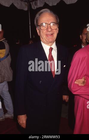 **PHOTO DE FICHIER** Rupert Murdoch quitte ses fonctions de président de Fox and News Corp Rupert Murdoch 1992 crédit : Ralph Dominguez/MediaPunch Banque D'Images