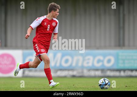 Adam Fuglsang (8 ans) du Danemark photographié lors d'un match amical de football entre les équipes nationales des moins de 16 ans du Danemark et du Portugal le mardi 19 septembre 2023 à Sint-Niklaas , Belgique . PHOTO SPORTPIX | David Catry Banque D'Images