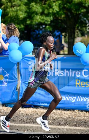 Peres Jepchirchir, gagnante féminine de la Great North Run 2023 Banque D'Images