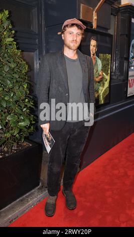 Johnny Flynn assiste à la soirée presse de Vanya au Duke of York's Theatre à Londres. Date de la photo : jeudi 21 septembre 2023. Banque D'Images
