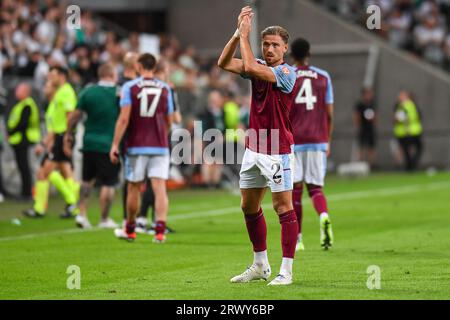 Varsovie, Pologne. 21 septembre 2023. Matty Cash lors du match de l'UEFA Europa Conference League entre Legia Warszawa et Aston Villa le 21 septembre 2023 à Varsovie, Pologne. (Photo de PressFocus/Sipa USA) crédit : SIPA USA/Alamy Live News Banque D'Images