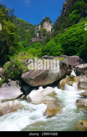 Gorge de Shosenkyo en vert frais Banque D'Images