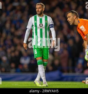 21 septembre 2023 ; Ibrox Stadium, Glasgow, Écosse : Europa League, Group Stage football, Rangers contre Real Betis ; Pezzella allemande du Real Betis Banque D'Images