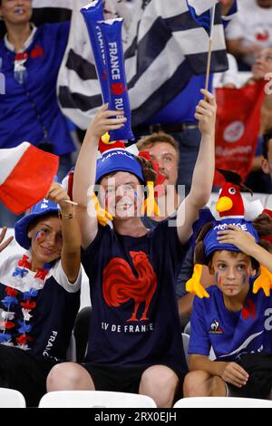 Marseille, France. 21 septembre 2023. Fans de France lors du match de coupe du monde de rugby entre la France et la Namibie au Stade de Marseille le 21 septembre 2023 à Marseille. Photo de Patrick aventurier/ABACAPRESS.COM crédit : Abaca Press/Alamy Live News Banque D'Images