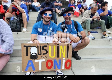 Marseille, France. 21 septembre 2023. Fans de France lors du match de coupe du monde de rugby entre la France et la Namibie au Stade de Marseille le 21 septembre 2023 à Marseille. Photo de Patrick aventurier/ABACAPRESS.COM crédit : Abaca Press/Alamy Live News Banque D'Images