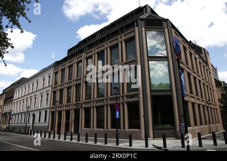 Oslo. 22 juin 2023. La photo prise le 22 juin 2023 montre la banque centrale de Norvège (Norges Bank) à Oslo, capitale de la Norvège. La banque centrale norvégienne (Norges Bank) a augmenté jeudi son taux d'intérêt de référence de 4,0% à 4,25% pour freiner l'inflation. Crédit : Chen Yaqin/Xinhua/Alamy Live News Banque D'Images