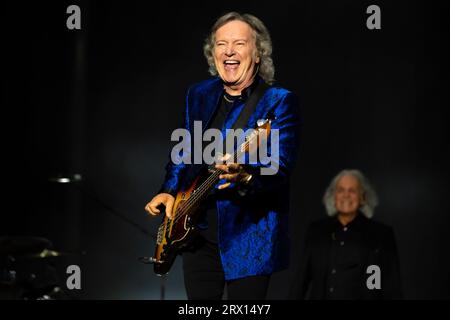 Naples, Salerne, Italie. 21 septembre 2023. Red Canzian se produit lors du concert Pooh ''Amici x Sempre Tour'' en direct à l'Arena Flegrea le 21 septembre 2023 à Naples, Italie (crédit image : © Francesco Luciano/ZUMA Press Wire) À USAGE ÉDITORIAL SEULEMENT! Non destiné à UN USAGE commercial ! Banque D'Images