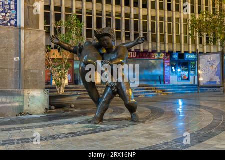 . Incroyable photographie de nuit autour de la Plaza de la Constitucion et de la rue marques de Larios. Malaga vieux centre-ville rues vides la nuit. Banque D'Images