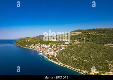 Vue aérienne de Komarna, Peljesac, Croatie Banque D'Images