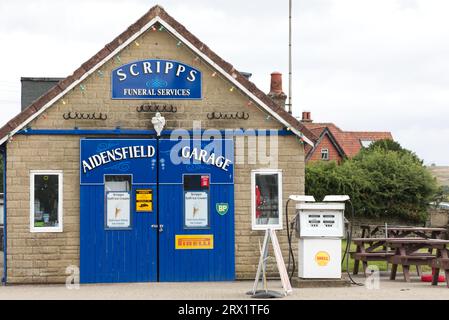 Garage Scripps, aidensfield Banque D'Images