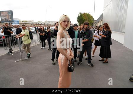 Milan, Italie. 21 septembre 2023. Jeon Somi arrive au défilé de mode Prada lors du défilé de mode des collections Printemps été 2024 à Milan Fashion week à Milan, Italie, le 21 2023 septembre. (Photo de Jonas Gustavsson/Sipa USA) crédit : SIPA USA/Alamy Live News Banque D'Images