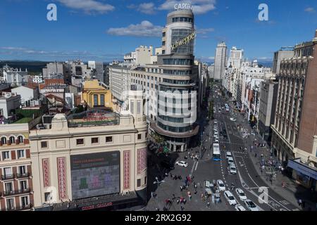 Madrid, Madrid, Espagne. 22 septembre 2023. Vue de Gran via à Madrid, en Espagne, lors de la Journée mondiale sans voiture, célébrée chaque 22 septembre depuis 2000 et visant à promouvoir la mobilité durable et à protéger la qualité de l'air. (Image de crédit : © Luis Soto/ZUMA Press Wire) USAGE ÉDITORIAL SEULEMENT! Non destiné à UN USAGE commercial ! Banque D'Images