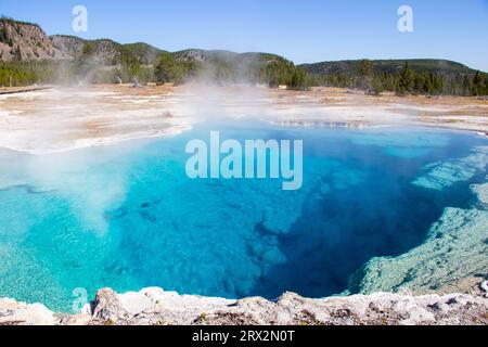 Sapphire Pool Biscuit Basin dans le parc national de Yellowstone Banque D'Images