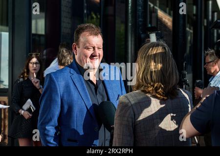 L'acteur principal Dave Turner à la première britannique de The Old Oak, Gala Theatre and Cinema, Durham Royaume-Uni. 21/9/2023. Photographie : Stuart Boulton Banque D'Images