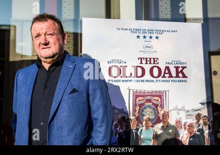 L'acteur principal Dave Turner à la première britannique de The Old Oak, Gala Theatre and Cinema, Durham Royaume-Uni. 21/9/2023. Photographie : Stuart Boulton Banque D'Images