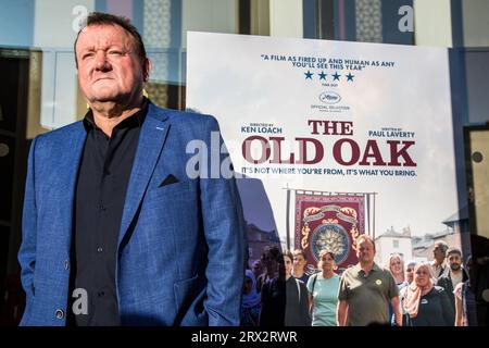 L'acteur principal Dave Turner à la première britannique de The Old Oak, Gala Theatre and Cinema, Durham Royaume-Uni. 21/9/2023. Photographie : Stuart Boulton Banque D'Images