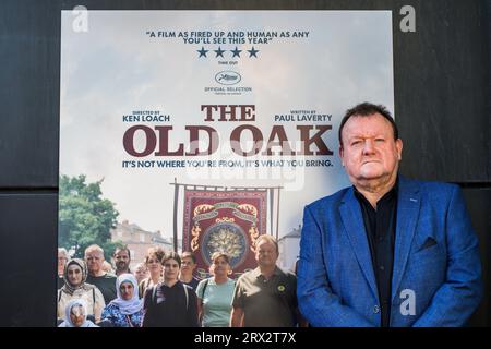 L'acteur principal Dave Turner à la première britannique de The Old Oak, Gala Theatre and Cinema, Durham Royaume-Uni. 21/9/2023. Photographie : Stuart Boulton Banque D'Images