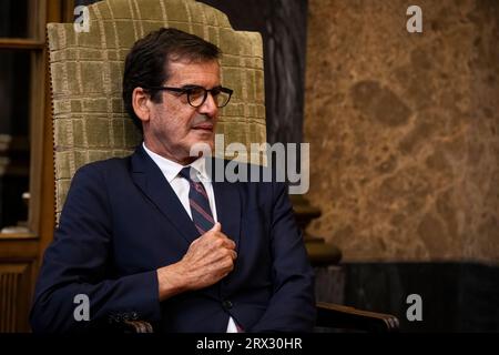 Porto, Portugal. 21 septembre 2023. Rui Moreira, président du conseil municipal de Porto vu lors d'une cérémonie solennelle remise des clés de la ville de Porto dans le Salão Nobre du Paços do Concelho. (Photo de Rita Franca/SOPA Images/Sipa USA) crédit : SIPA USA/Alamy Live News Banque D'Images