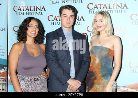 Long Beach, États-Unis. 20 septembre 2023. LOS ANGELES - SEP 20 : Geneva Faye, Jeremy Owens, Jessica Sarah Flaum au 13e Festival Catalina - long Beach - mercredi Red Carpet au Scottish Rite Event Center le 20 septembre 2023 à long Beach, CA (photo Katrina Jordan/Sipa USA) crédit : SIPA USA/Alamy Live News Banque D'Images