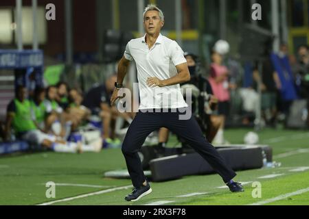 Salerne, Italie. 25 août 2023. Paulo Sousa entraîneur-chef de l'US Salernitana lors du match de Serie A entre l'US Salernitana et Frosinone Calcio au stade Arechi de Salerne (Italie), le 22 septembre 2023. Crédit : Insidefoto di andrea staccioli/Alamy Live News Banque D'Images