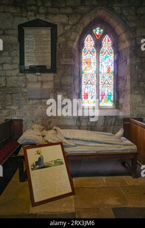 Bamburgh, Angleterre - 13 juillet 2023 : Mémorial Grace Darling dans l'église St Aidans, Bamburgh, Northumberland Banque D'Images