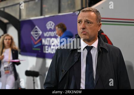 Heverlee, Belgique. 22 septembre 2023. L'entraîneur-chef de la Belgique Ives Serneels photographié lors d'un match entre l'équipe nationale féminine de Belgique les Red Flames et les pays-Bas, match 1/6 de la compétition de la Ligue des nations féminine de l'UEFA 2023¿24, le vendredi 22 septembre 2023, à Heverlee. BELGA PHOTO DAVID CATRY crédit : Belga News Agency/Alamy Live News Banque D'Images