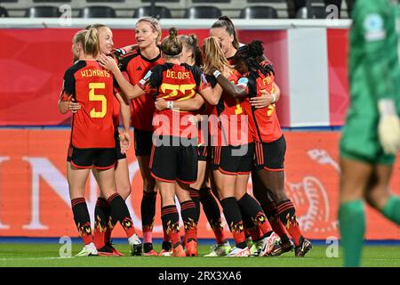 Heverlee, Belgique. 22 septembre 2023. Les joueuses belges célèbrent après avoir remporté un match entre l'équipe nationale féminine de Belgique les Red Flames et les pays-Bas, le 1/6e match de la compétition 2023¿24 UEFA Women's Nations League, le vendredi 22 septembre 2023, à Heverlee. BELGA PHOTO DAVID CATRY crédit : Belga News Agency/Alamy Live News Banque D'Images