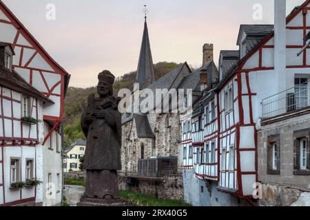 Monreal, Eifel, Rhénanie-Palatinat, Moselle, Allemagne Banque D'Images