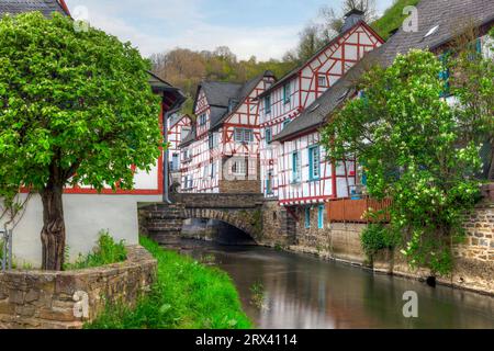 Monreal, Eifel, Rhénanie-Palatinat, Moselle, Allemagne Banque D'Images