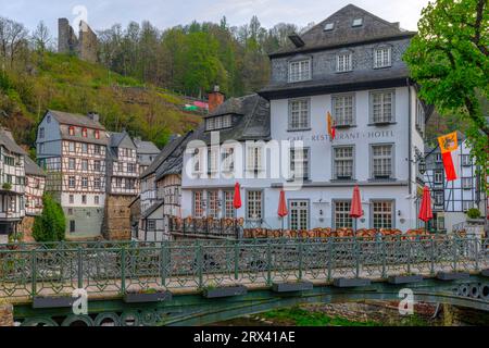 Monschau, Rhénanie du Nord-Westphalie, montagnes de l'Eifel, Allemagne Banque D'Images