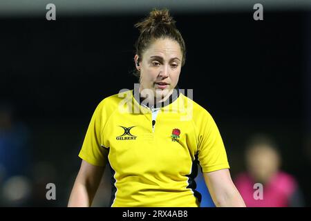 Arbitre Sara Cox lors du match de la Premiership Cup entre Newcastle Falcons et sale Sharks à Kingston Park, Newcastle, le vendredi 22 septembre 2023. (Photo : Michael Driver | MI News) crédit : MI News & Sport / Alamy Live News Banque D'Images