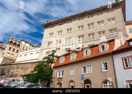 Le Palais Schwarzenberg du Château de Prague vu de la rue Nerudova, Prague Banque D'Images