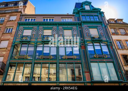 Bâtiments ornés sur la place Kleber dans la vieille ville de Grande Ile, le centre historique de Strasbourg, Alsace, France Banque D'Images