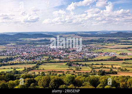 Randonnée à la fin de l'été à travers la campagne de haute Franconie près de Bad Staffelstein - Bavière - Allemagne Banque D'Images