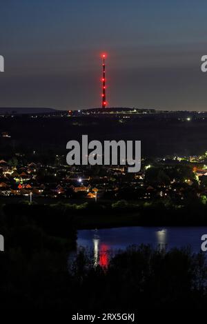 Une vue de la tour Arqiva debout seule depuis la suppression du mât temporaire qui a été érigé en 2018 Banque D'Images