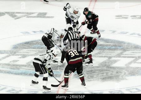 Melbourne, Australie, 23 septembre 2023. Le jeu commence lors du match de la série mondiale de la LNH entre les Kings de Los Angeles et les Coyotes de l'Arizona au Rod laver Arena le 23 septembre 2023 à Melbourne, en Australie. Crédit : Dave Hewison/Speed Media/Alamy Live News Banque D'Images