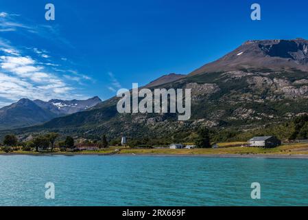 Ultima Esperanza Fjord dans le nord de Puerto Natales, Chili Banque D'Images