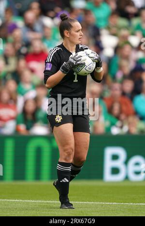 La gardienne d'Irlande du Nord Shannon Turner lors du match du groupe B1 de la Ligue des nations féminines de l'UEFA à l'Aviva Stadium de Dublin. Date de la photo : Samedi 23 septembre 2023. Banque D'Images