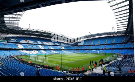 MANCHESTER, ROYAUME-UNI. 23 septembre 2023. Vue générale du stade avant le match de Premier League à l'ETIHAD STADIUM, MANCHESTER. Le crédit photo devrait se lire : Andrew Yates/Sportimage crédit : Sportimage Ltd/Alamy Live News Banque D'Images