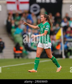 Aviva Stadium, Dublin, Irlande. 23 septembre 2023. Nations League football international féminin, République d'Irlande contre Irlande du Nord ; Heather Payne d'Irlande est remplacée crédit : action plus Sports/Alamy Live News Banque D'Images