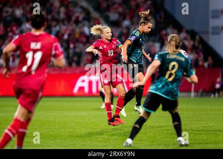 Viborg, Danemark. 22 septembre 2023. Pernille Harder (10 ans) du Danemark a été vu lors du match de l'UEFA Nations League entre le Danemark et l'Allemagne à Energi Viborg Arena à Viborg. (Crédit photo : Gonzales photo/Alamy Live News Banque D'Images